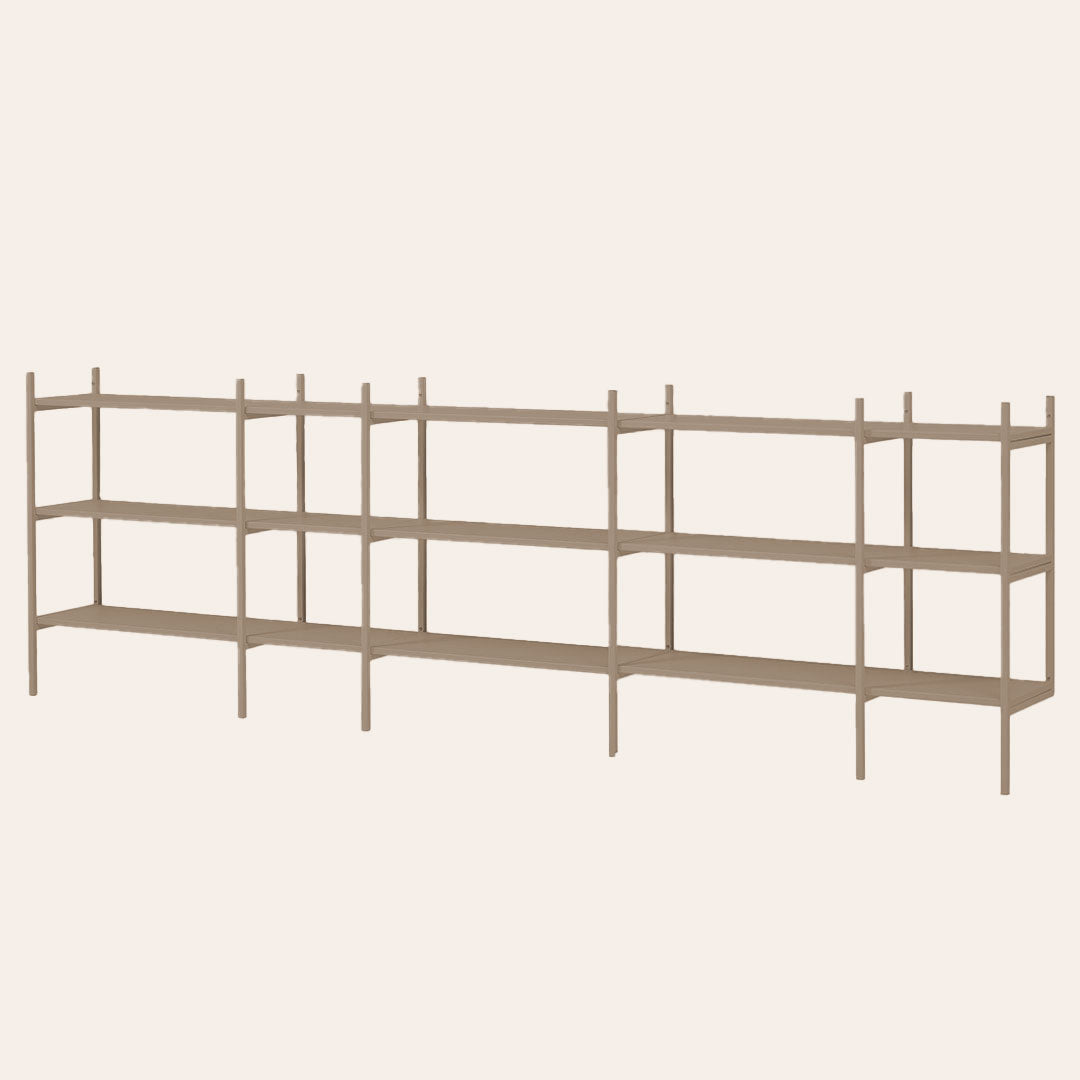 Stina’s shelf