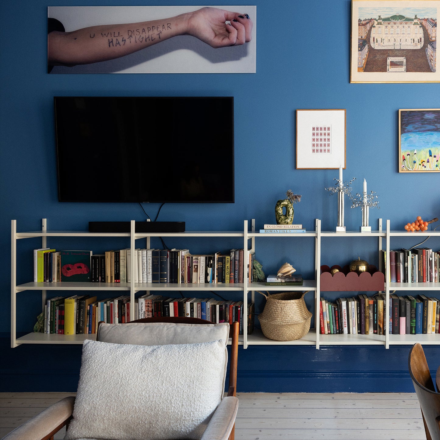 Frida Gustavsson's shelf