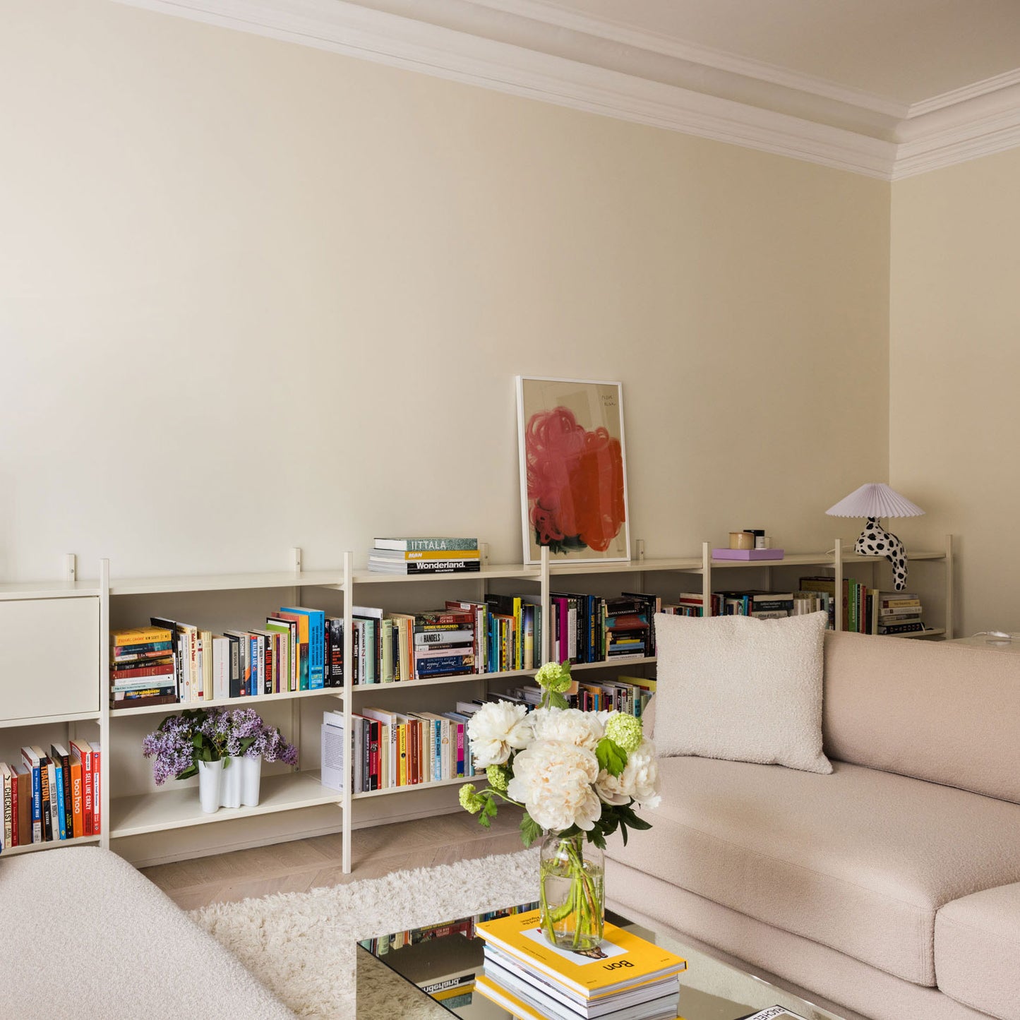 Kleines Bücherregal