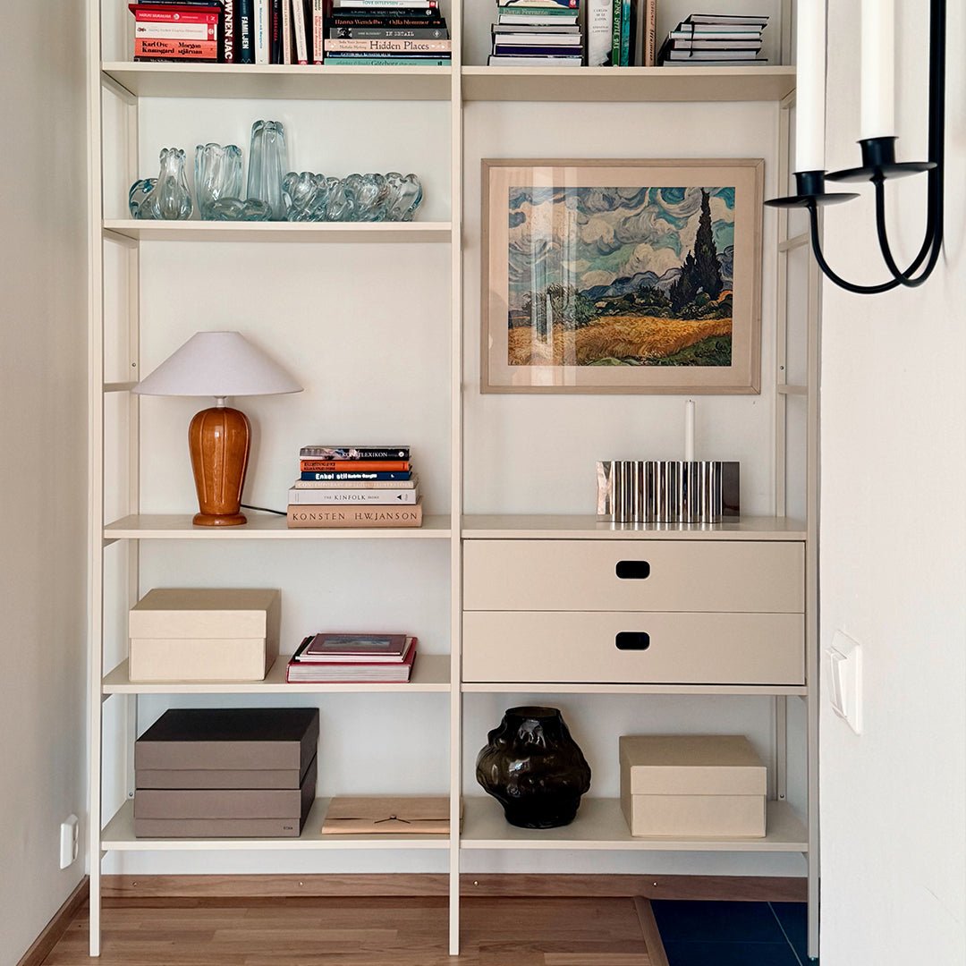 Bookshelf