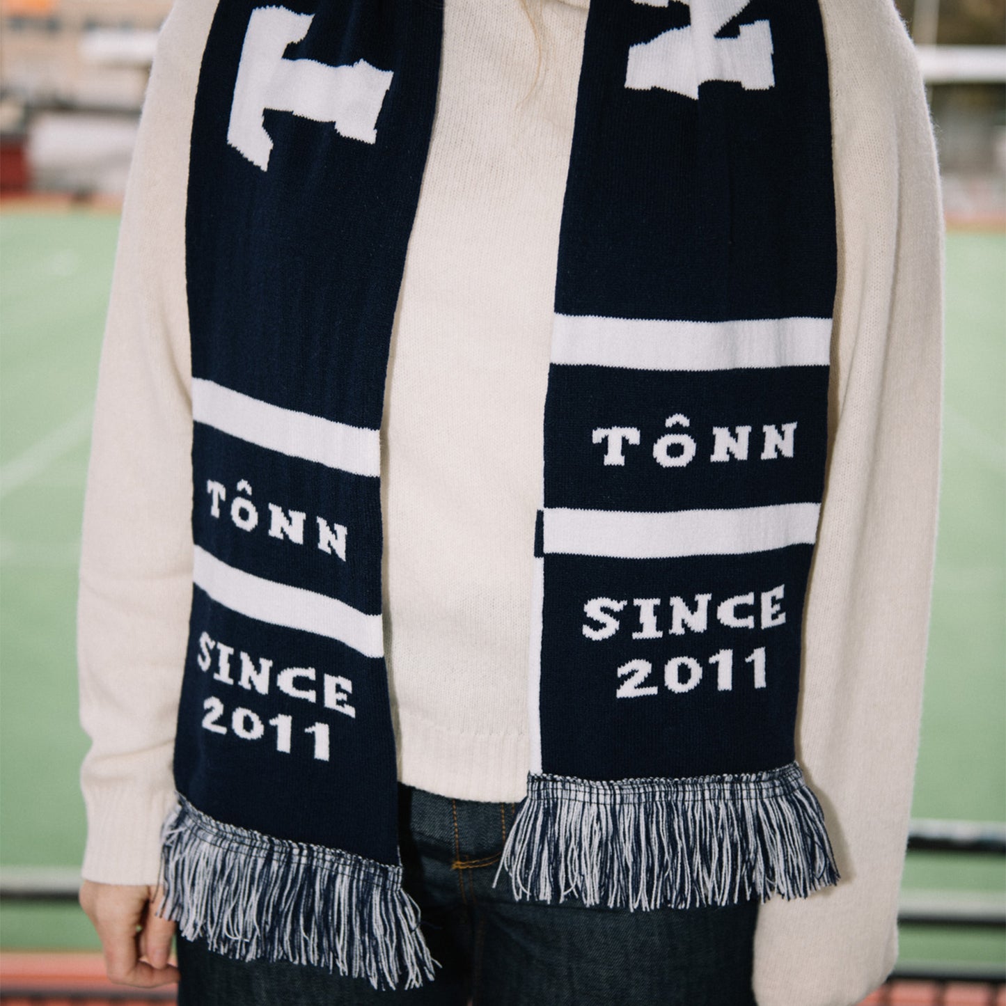 TÔNN Scarf