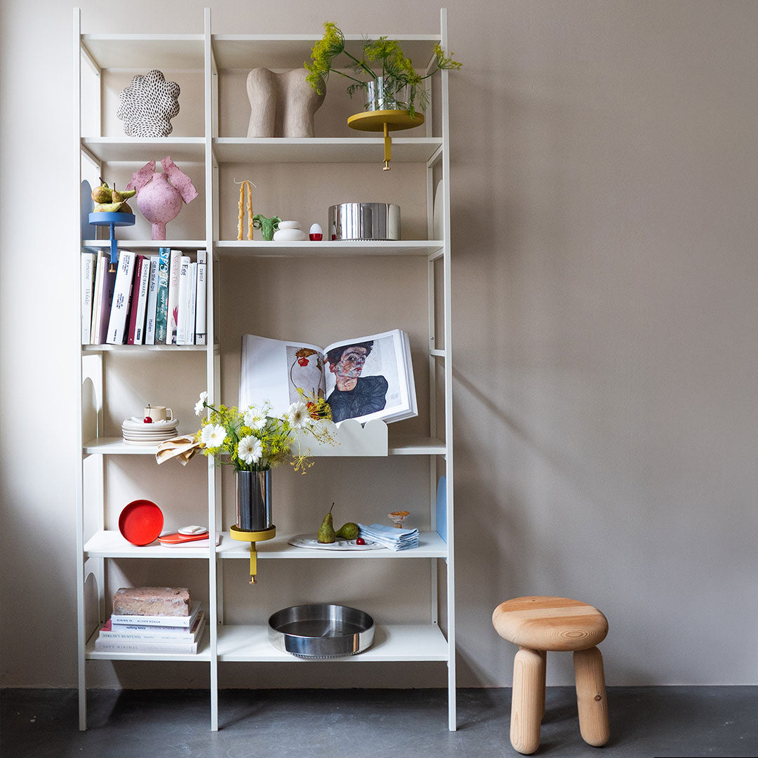 Bücherregal