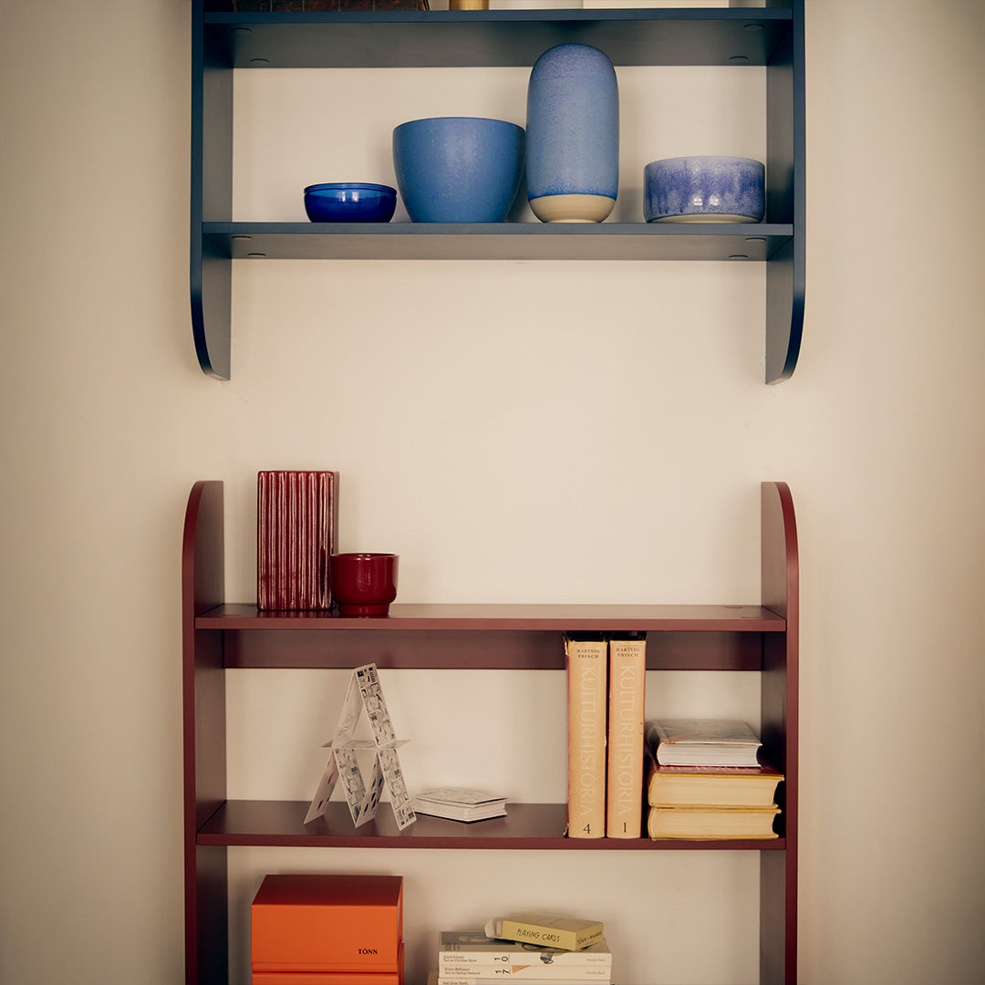 Strapats Wall shelf
